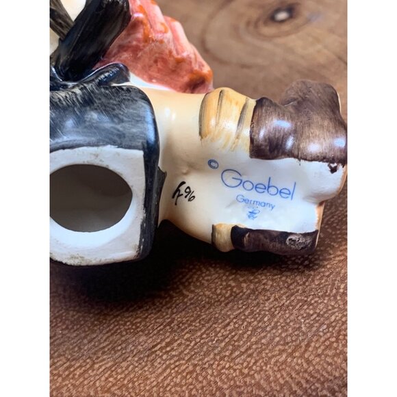 Vintage 1982 Goebel Hummel Boy with Accordion 2.5" Figurine TMK-6 - Picture 7 of 10